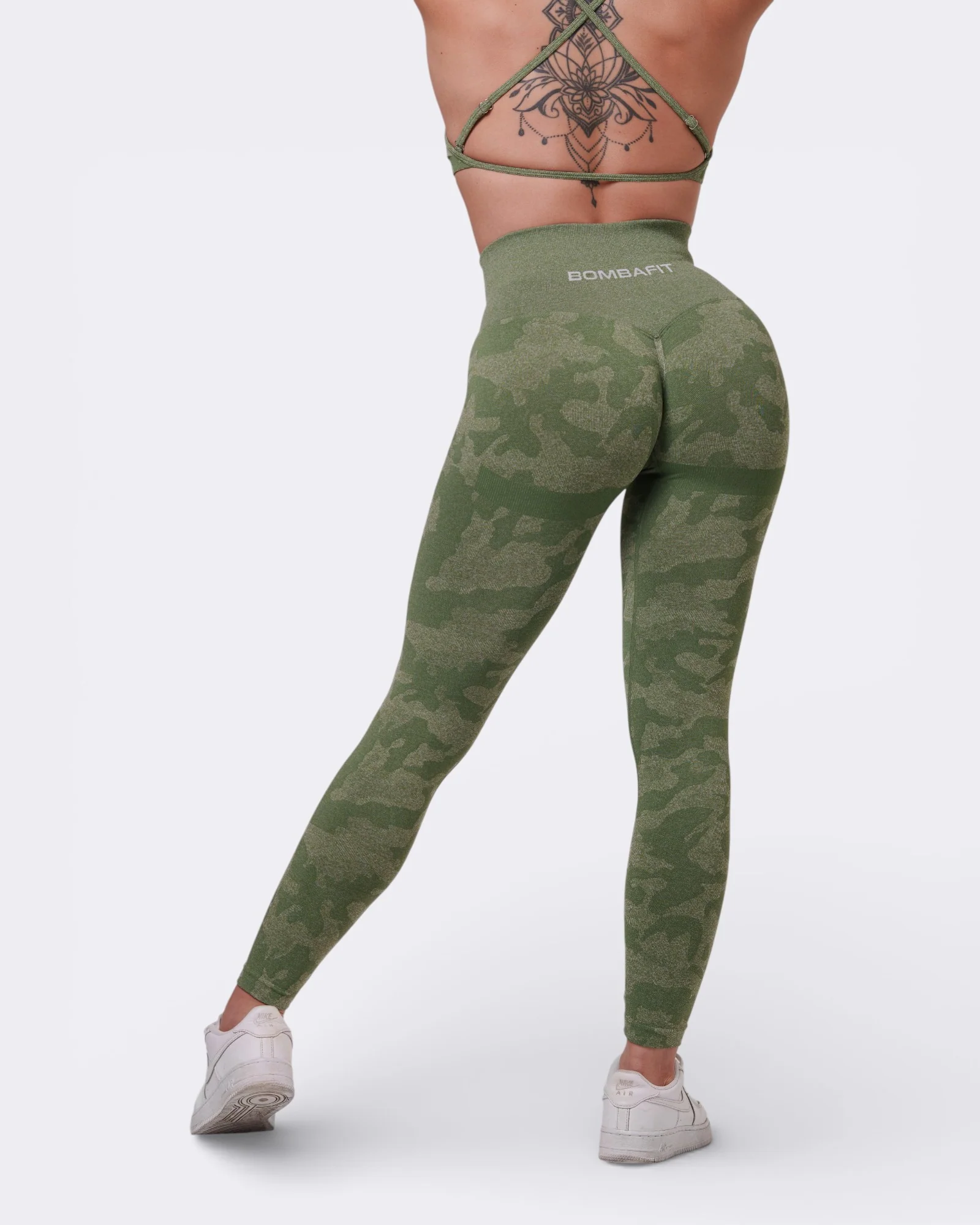 Oasis Leggings Push Up Camo - Verde Militare - Image 3