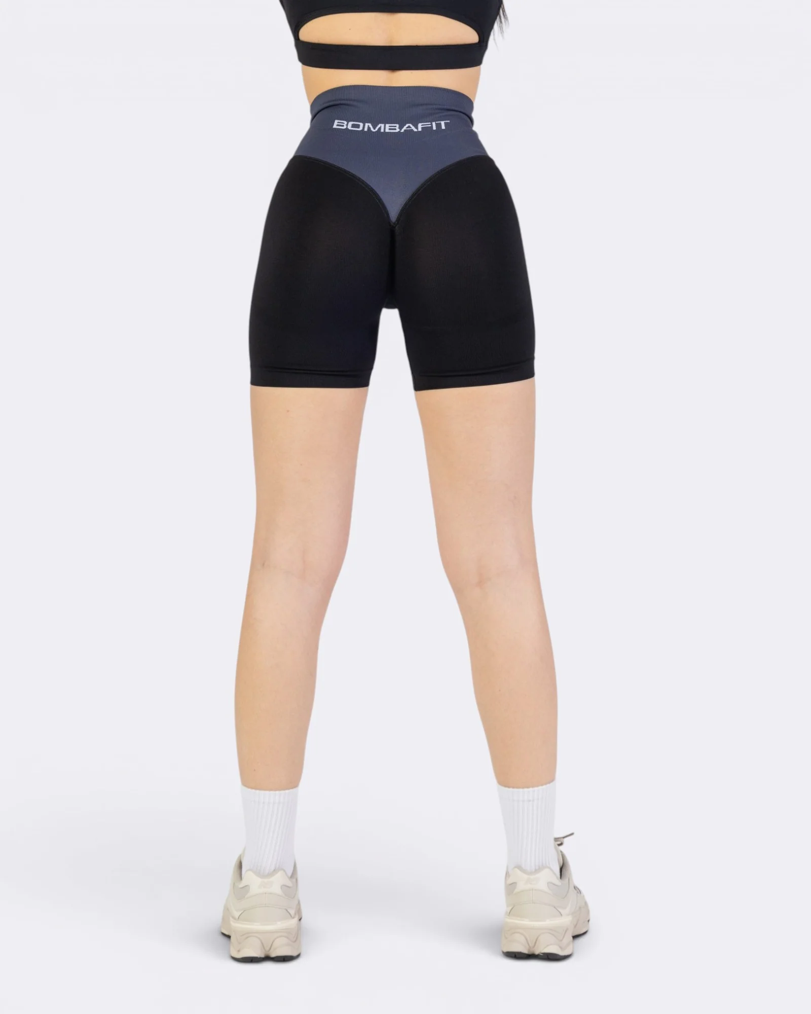 Pump It Bicolor Shorts Leggings - Acciaio/Nero - Image 4