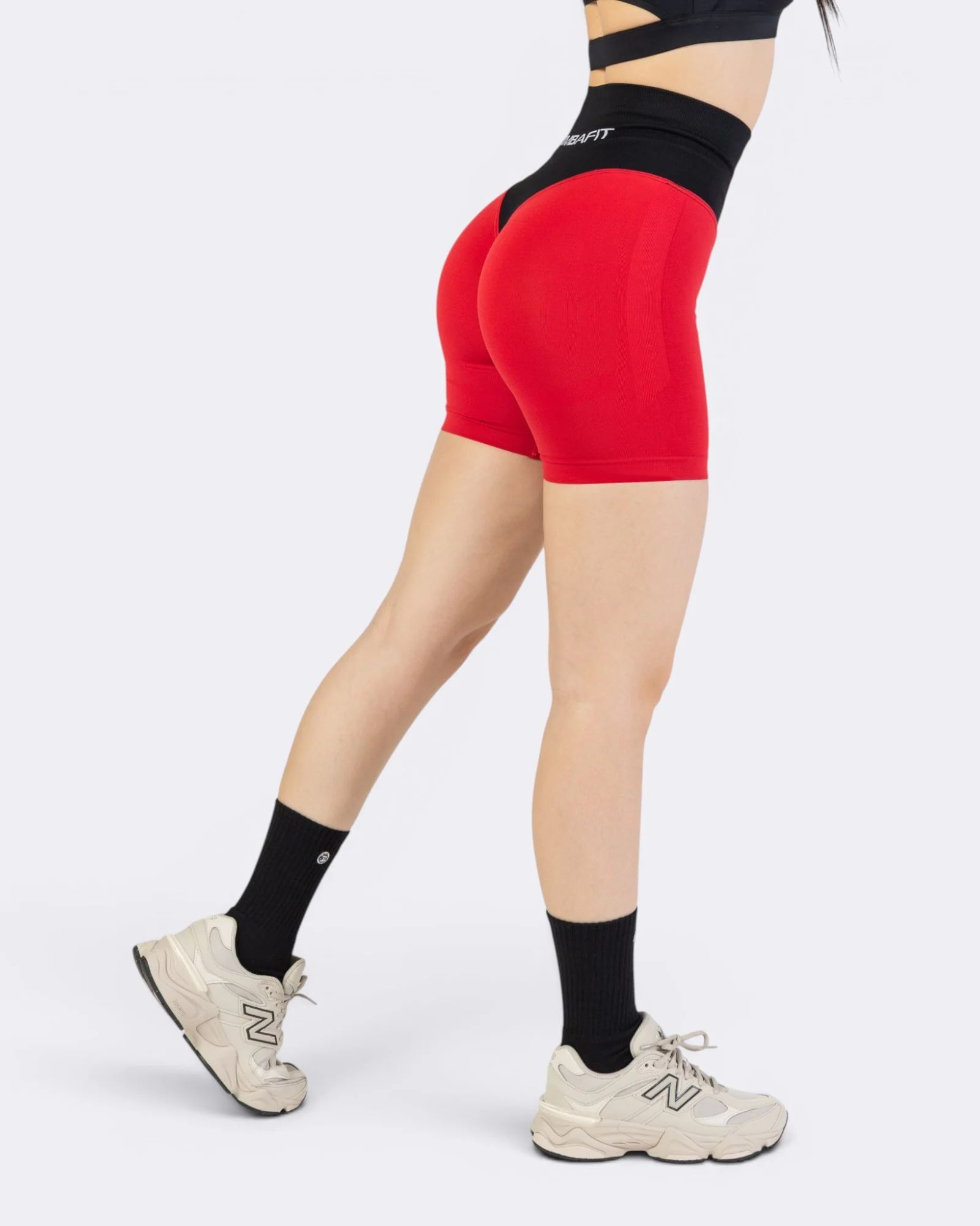 Pump It Bicolor Shorts Leggings - Rosso Aurora/Nero - Image 3