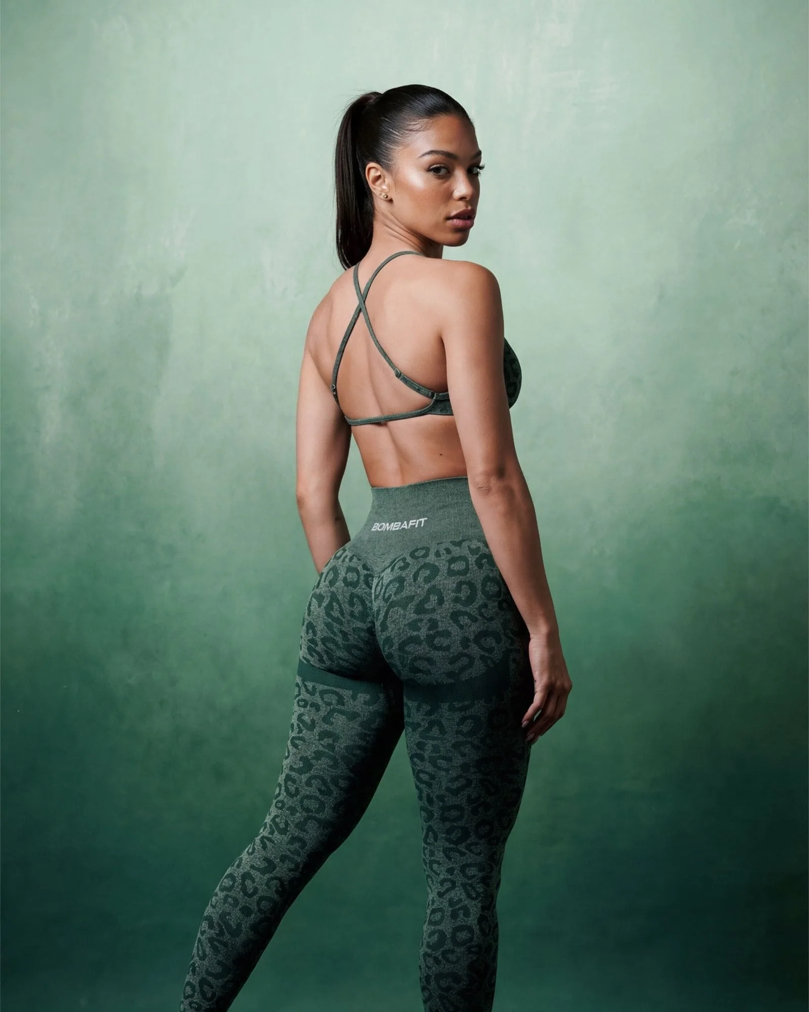 Top Unity Leopard - Verde Scuro - Image 4